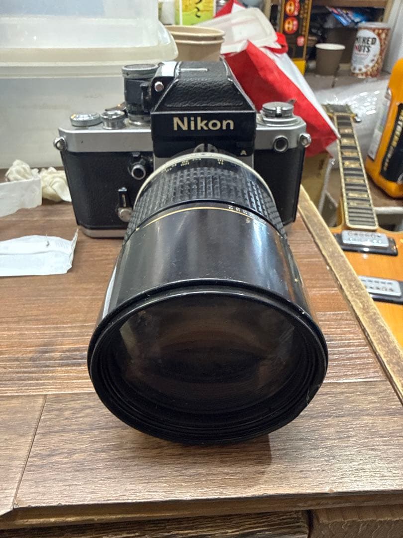 w*4様 Nikon F2 一眼レフフィルムカメラ 望遠レンズ付き