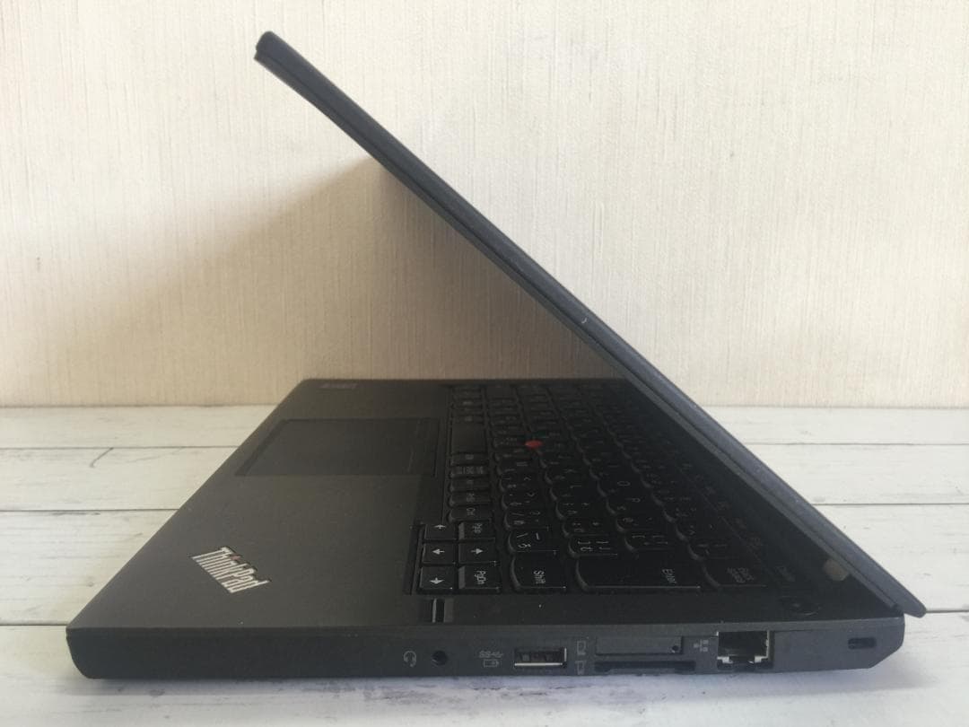 Lenovo ThinkPad X240 12.5型TFT 軽量・コンパクト