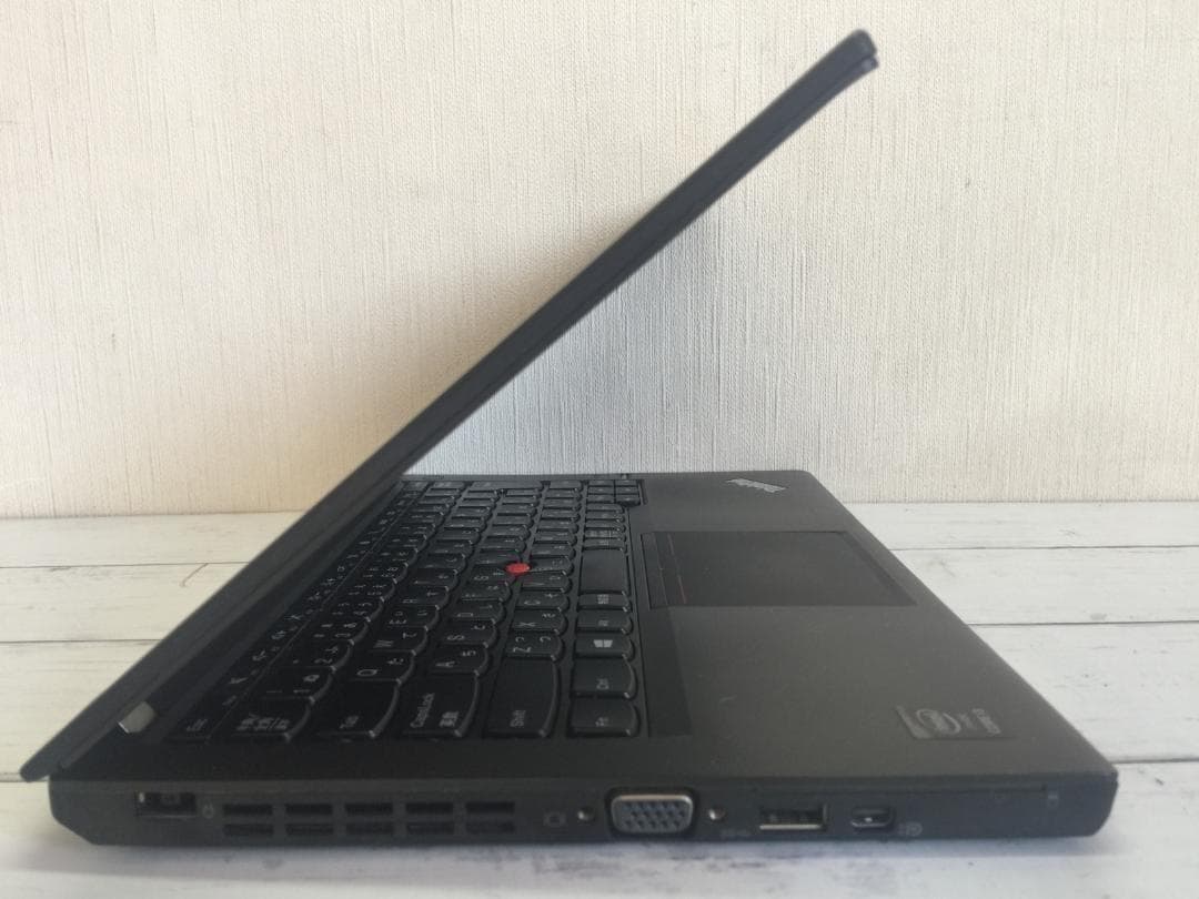 Lenovo ThinkPad X240 12.5型TFT 軽量・コンパクト