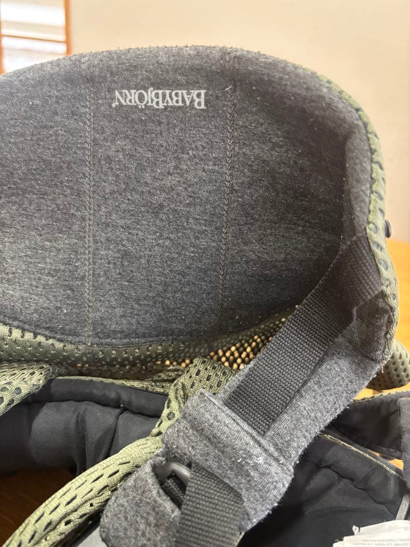 ベビービョルン 抱っこ紐 ハーモニー オリーブグリーン メッシュ