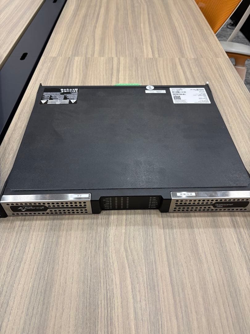 Powersoft Quattrocanali 2404 DSP-D アンプ