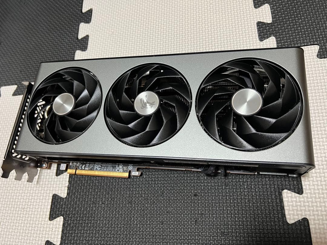 最終値下げ　Radeon RX 7700 XT