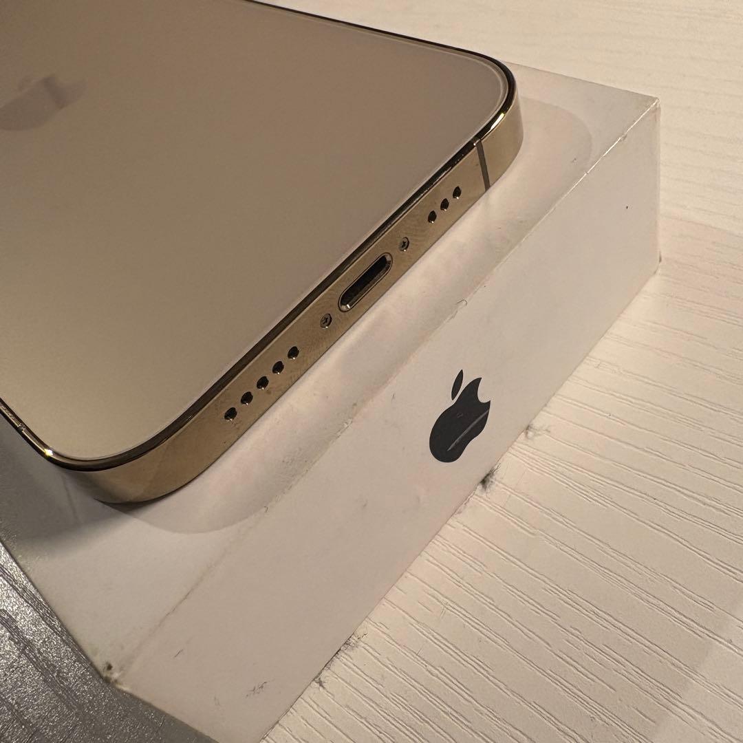 iPhone13 Pro 256GB ゴールド SIMフリー 極美品