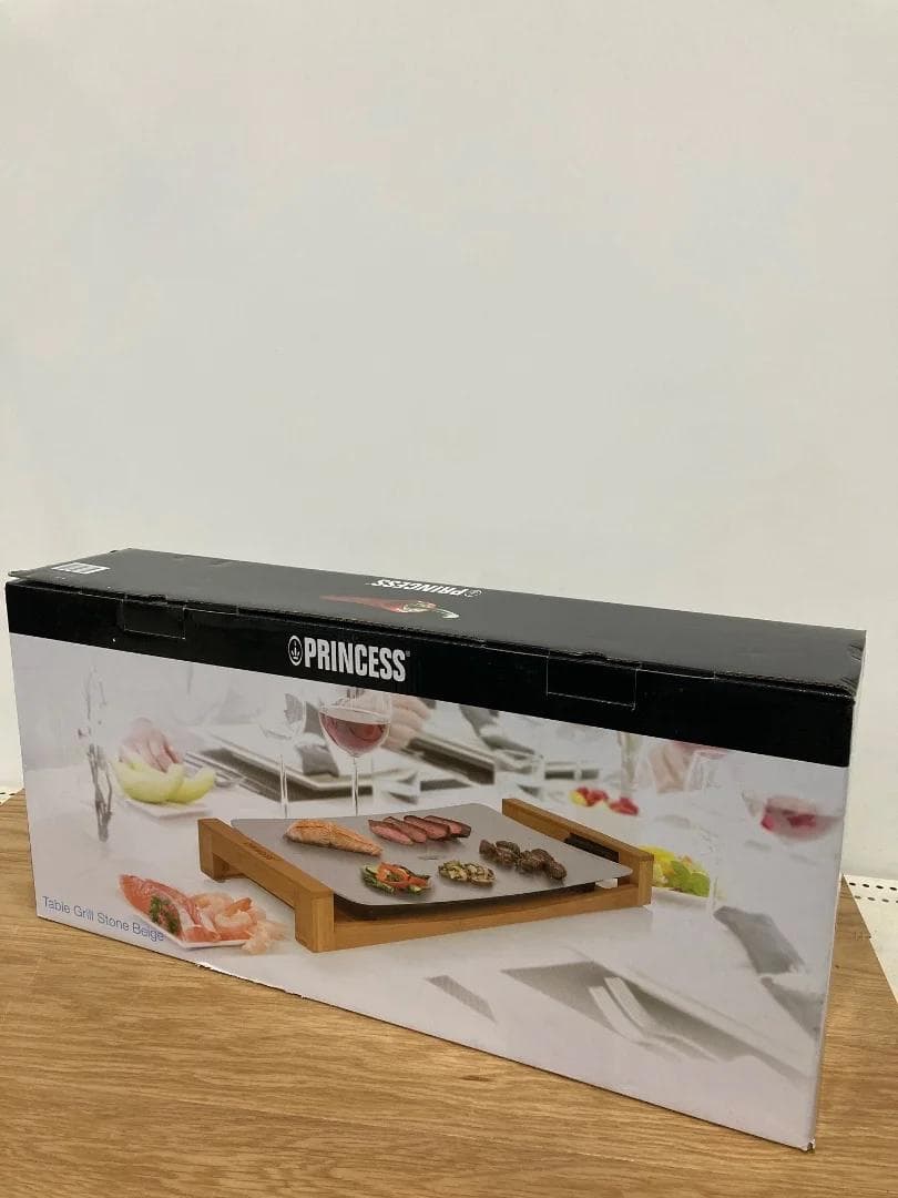 Princess テーブルグリル ストーン　木製台　 約60cm x 30cm