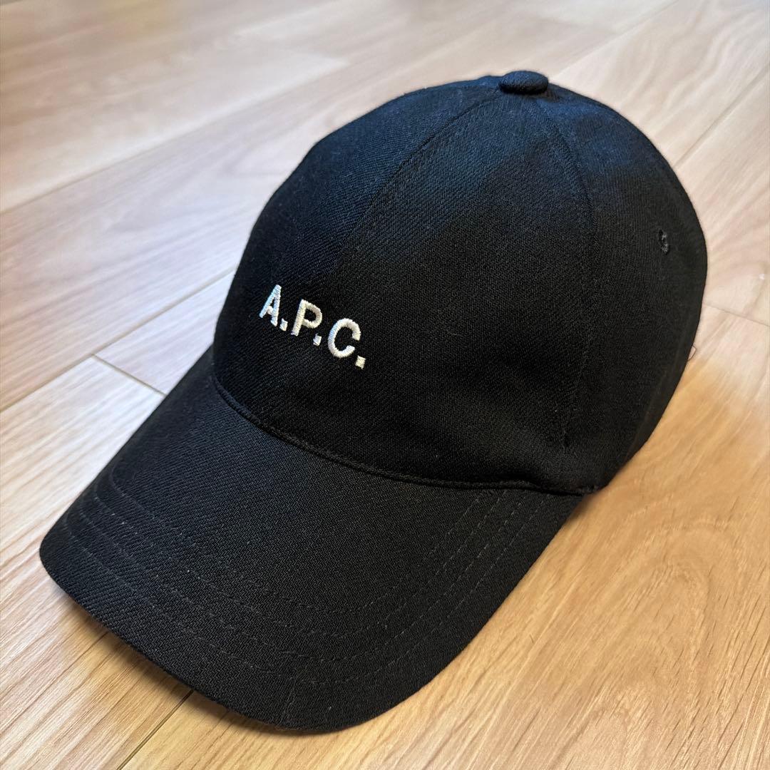 A.P.C. キャップ Charie キャスケット58 ブラック