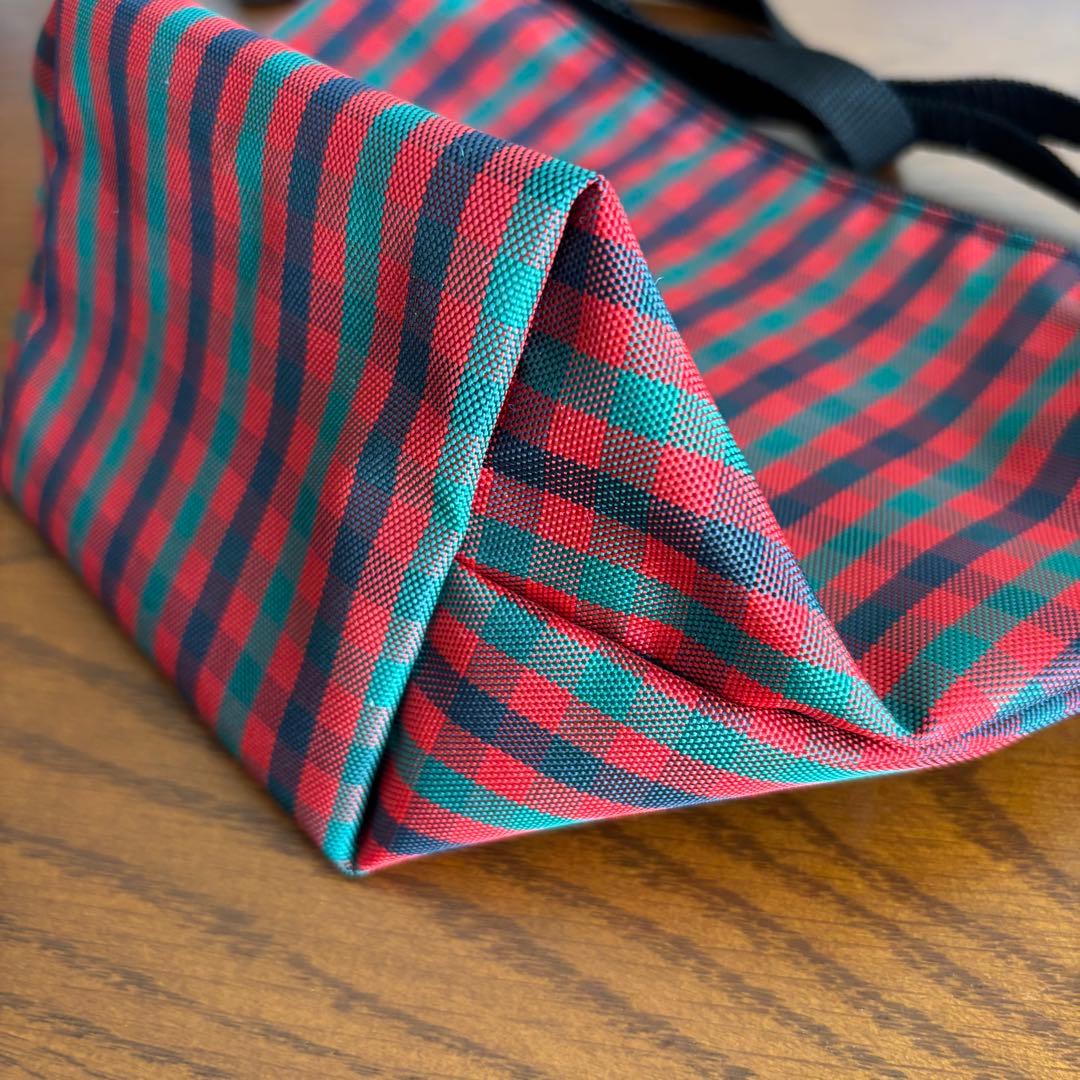 familiar ファミリア　赤チェック　舟形ポシェット