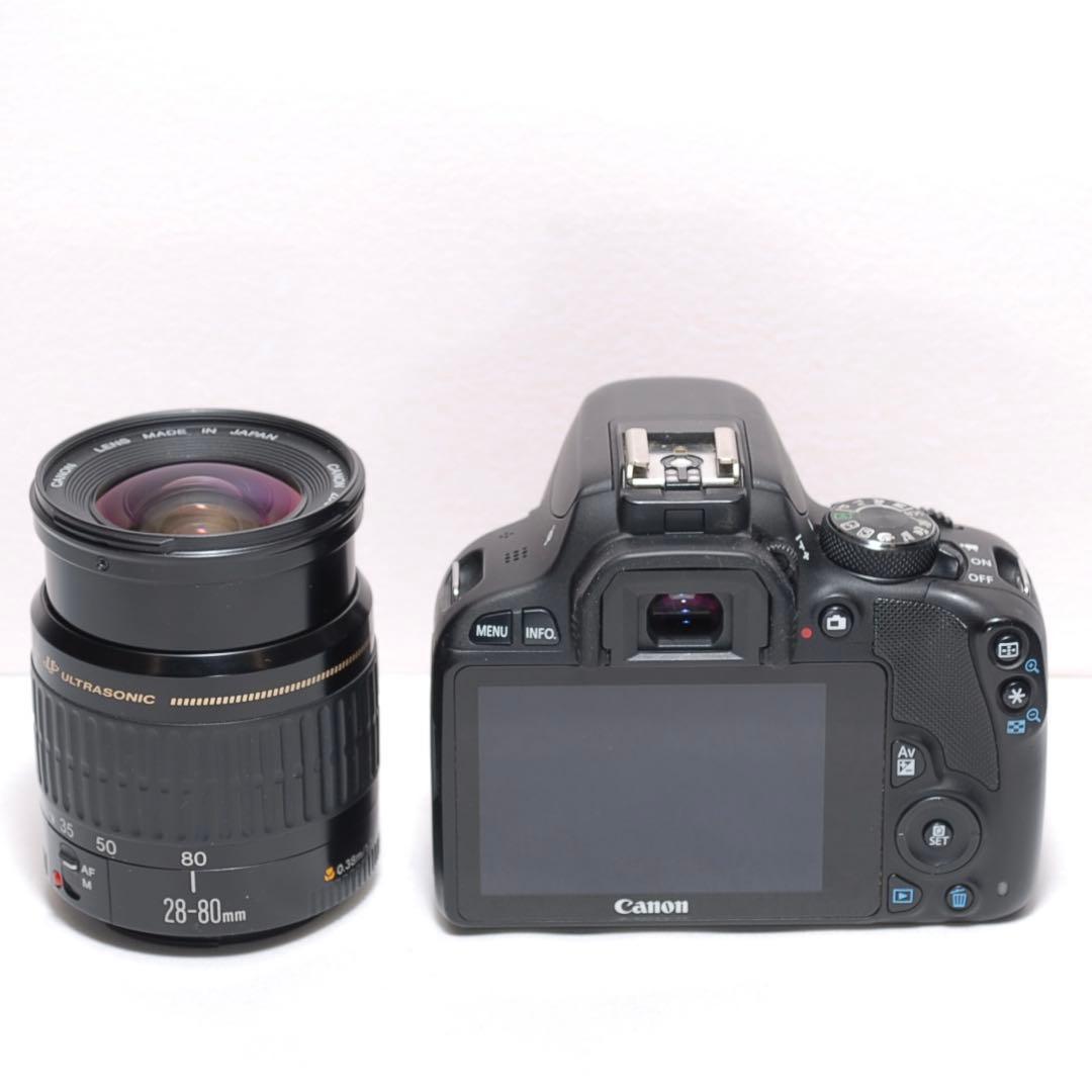✨軽量でカメラ女子に✨CANON KISS X7✨カフェ写真に✨シングルレンズ