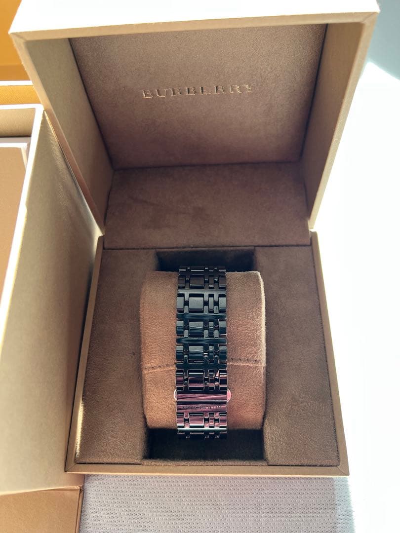 BURBERRY クロノグラフ 時計 ブラック