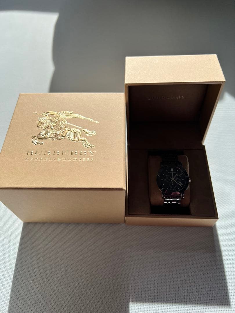 BURBERRY クロノグラフ 時計 ブラック