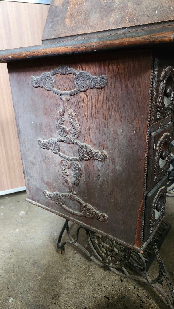 アンティーク　シンガー SINGER　足踏みミシン　編脚　108年前のアメリカ製