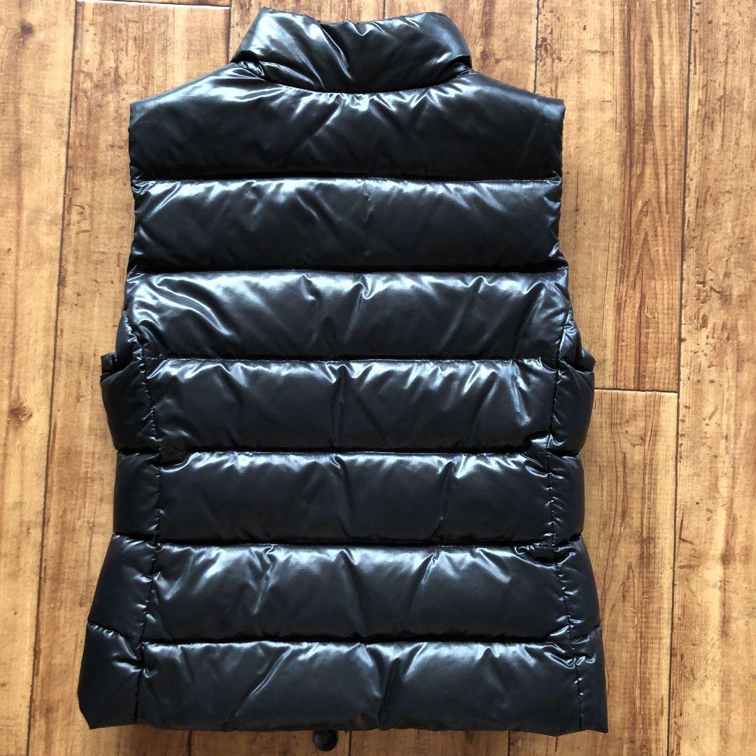かんな様☆おしゃれキッズに♪モンクレール 120 ダウンベスト☆