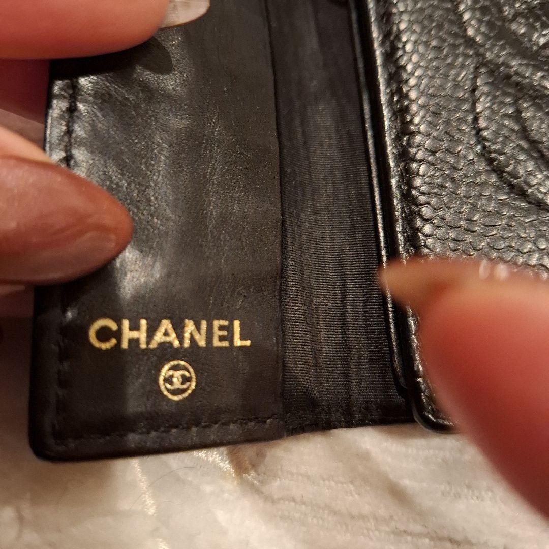 CHANEL ブラック キャビアスキンキーケース