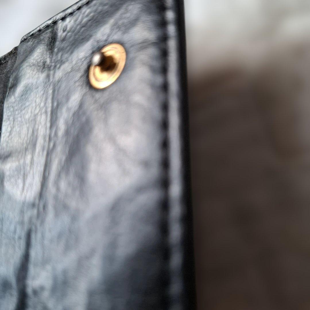 CHANEL ブラック キャビアスキンキーケース