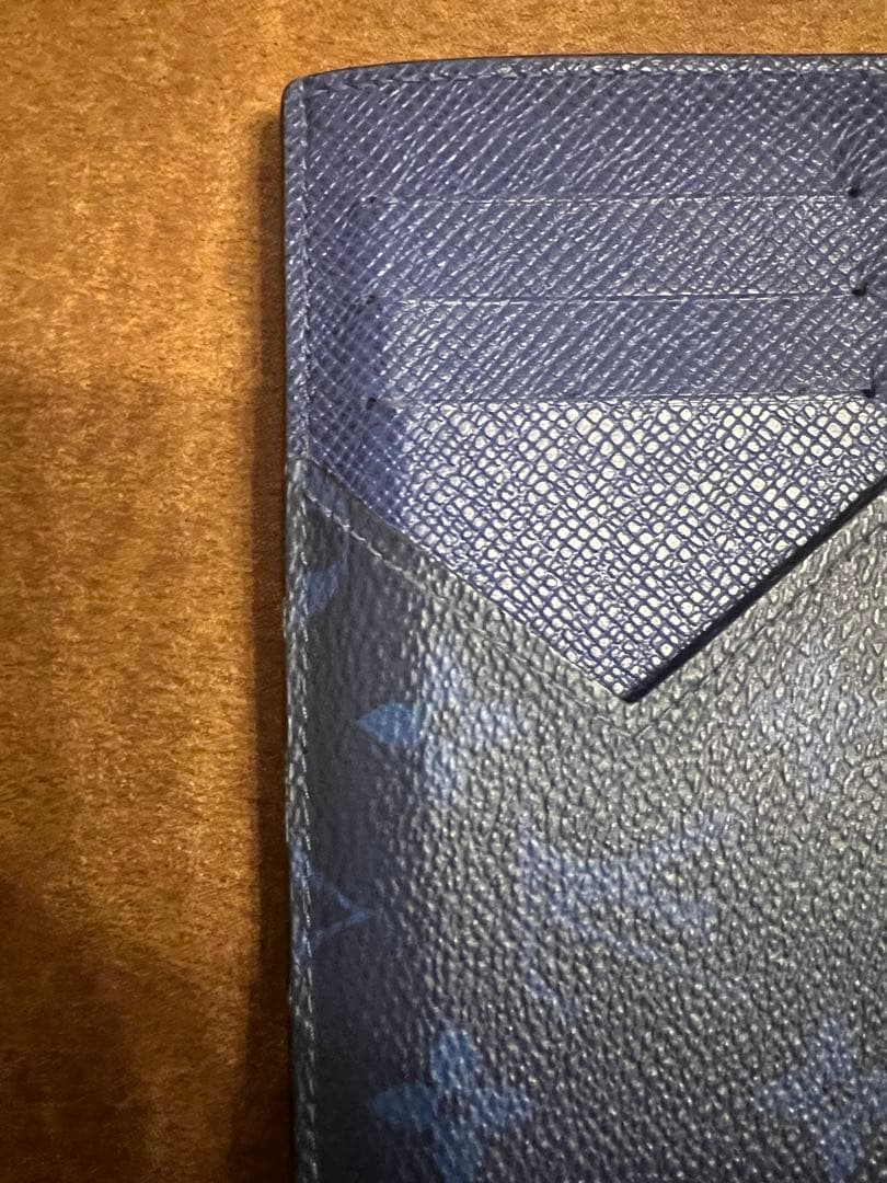 LOUIS VUITTON ケース ネイビー