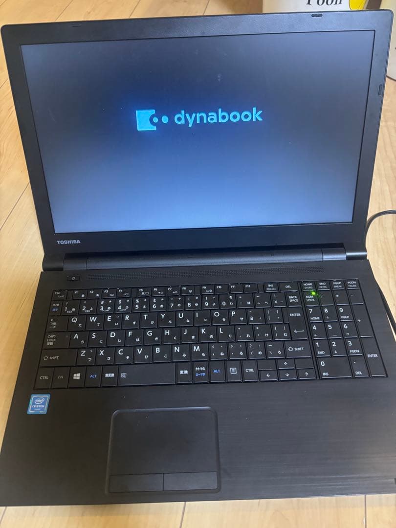 Toshiba dynabook ノートPC 本体 ACアダプター付き