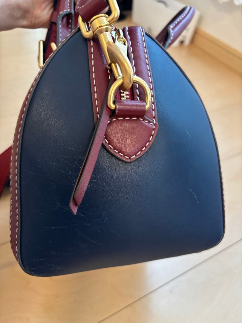 トリーバーチ　ボストンバック