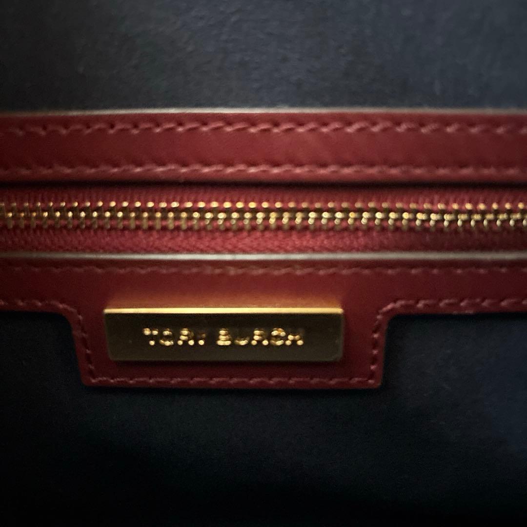 トリーバーチ　ボストンバック