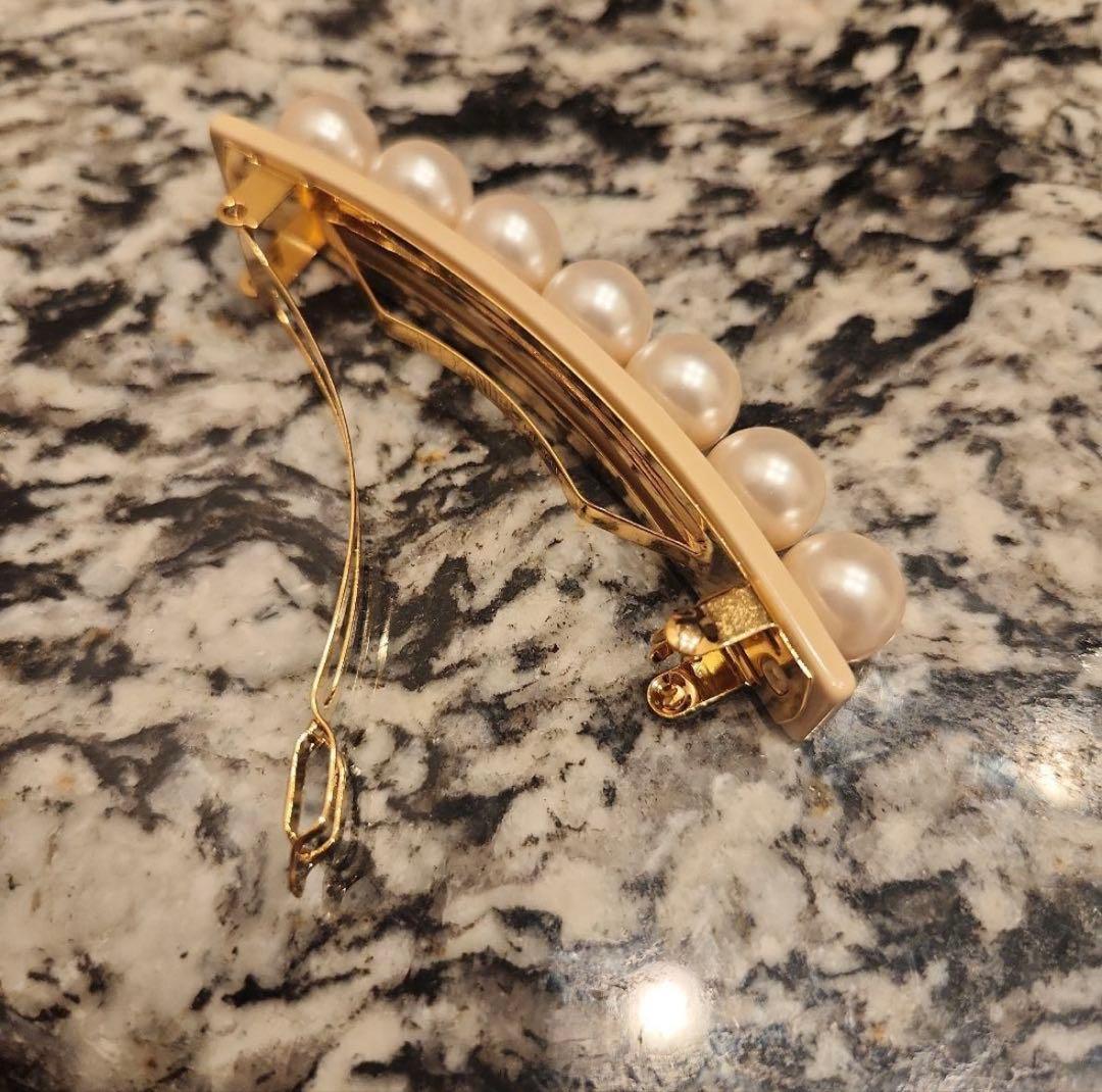 アレクサンドルドゥパリ パールバレッタ　ベージュ　8cm