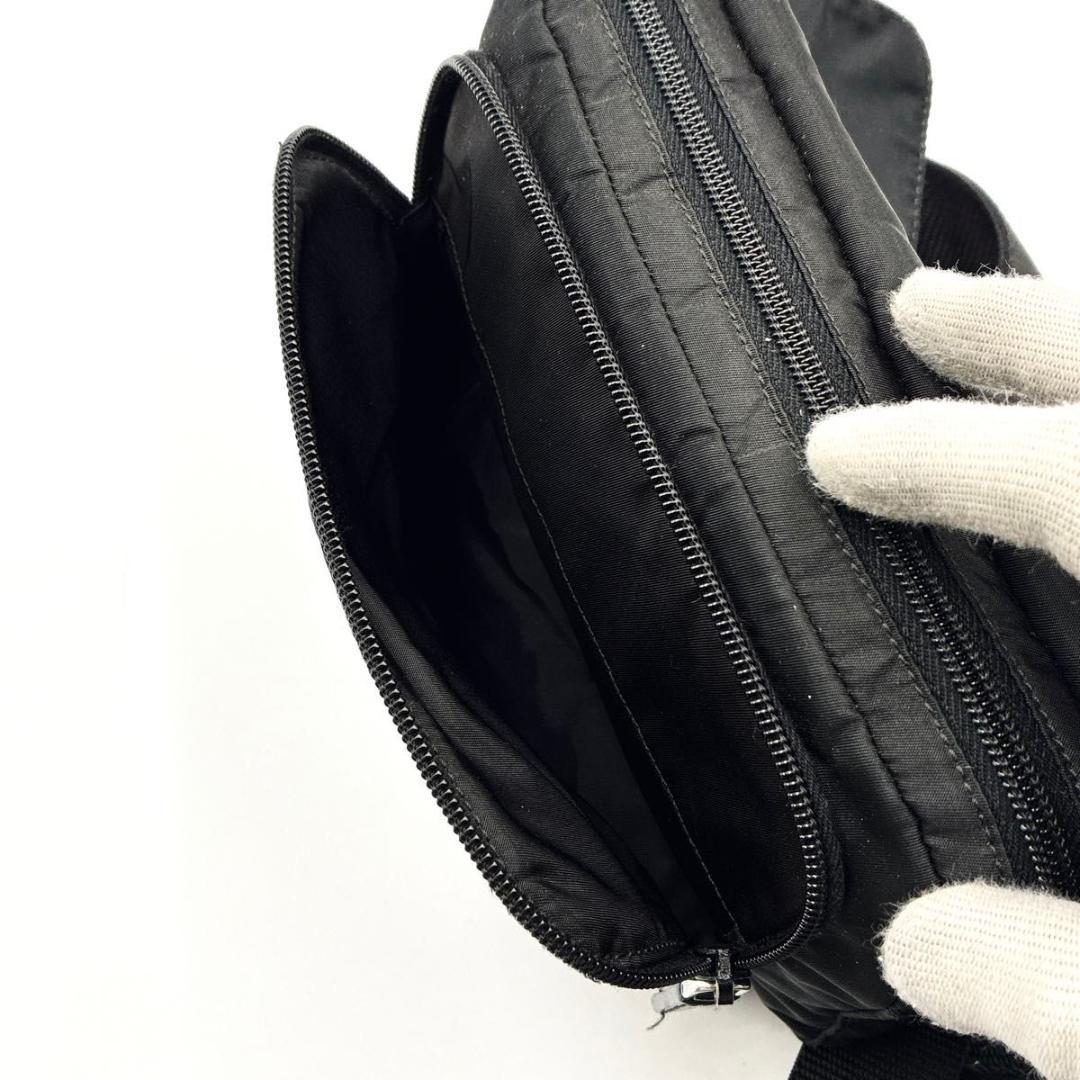 極美品 プラダ ショルダーバッグ 三角ロゴ ナイロン BT0521 白タグ 黒