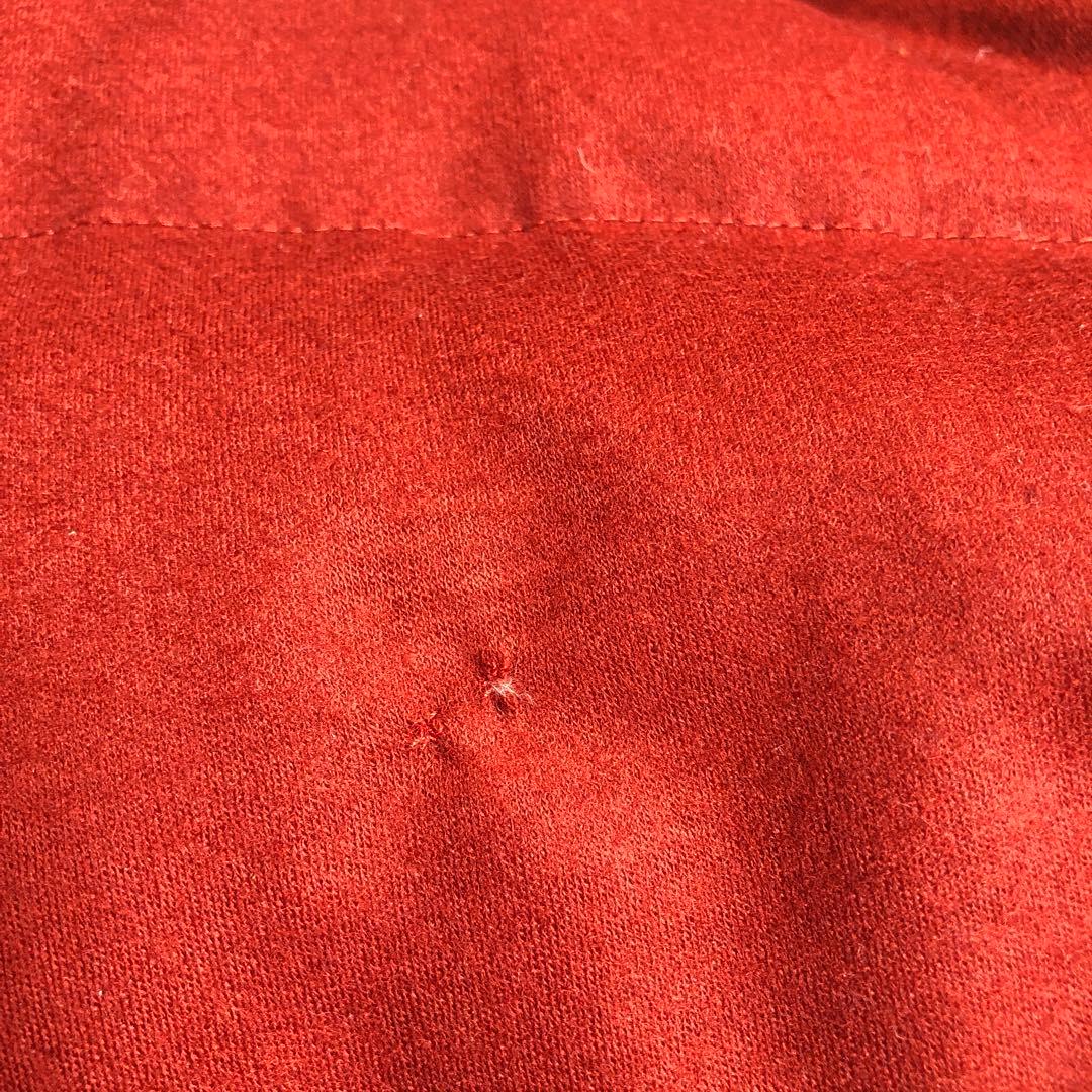 ★訳あり　AKM フード風デザイン　ダウンジャケット　赤