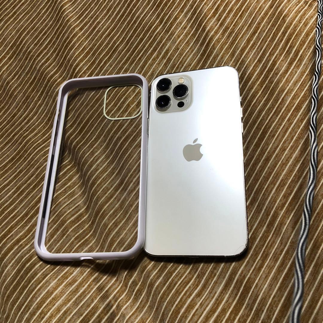 iPhone 12 Pro Max シルバー 256 GB SIMフリー