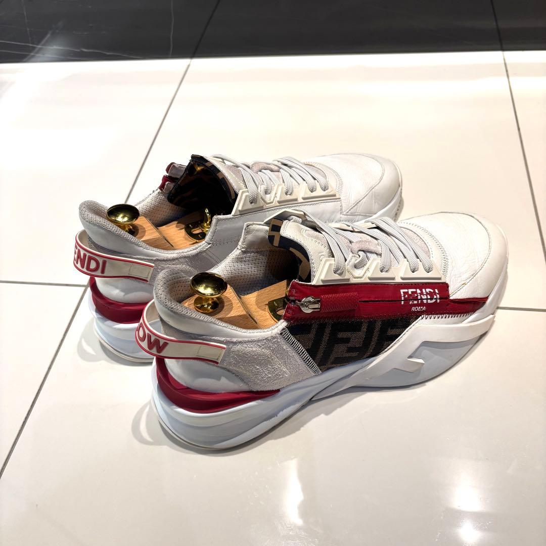 美品‼️FENDI フェンディフロー サイドジップ ロゴ入り スニーカー