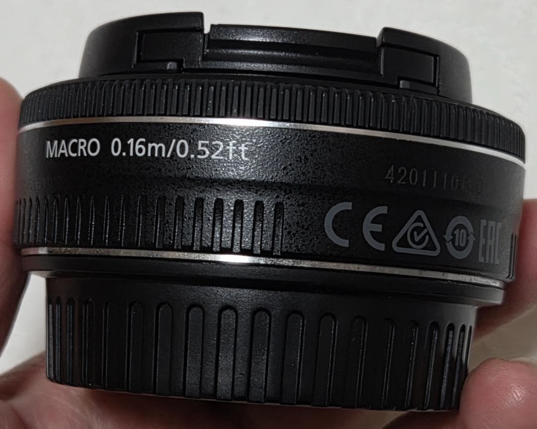 Canon 単焦点広角レンズ EF-S24mm F2.8