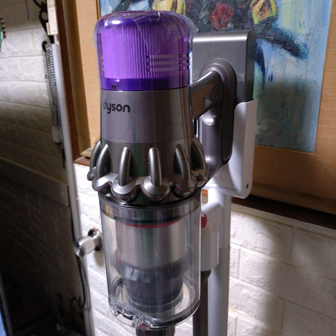 ダイソン V11！sv15 Fluffy Originスタンド付！バッテリー良好