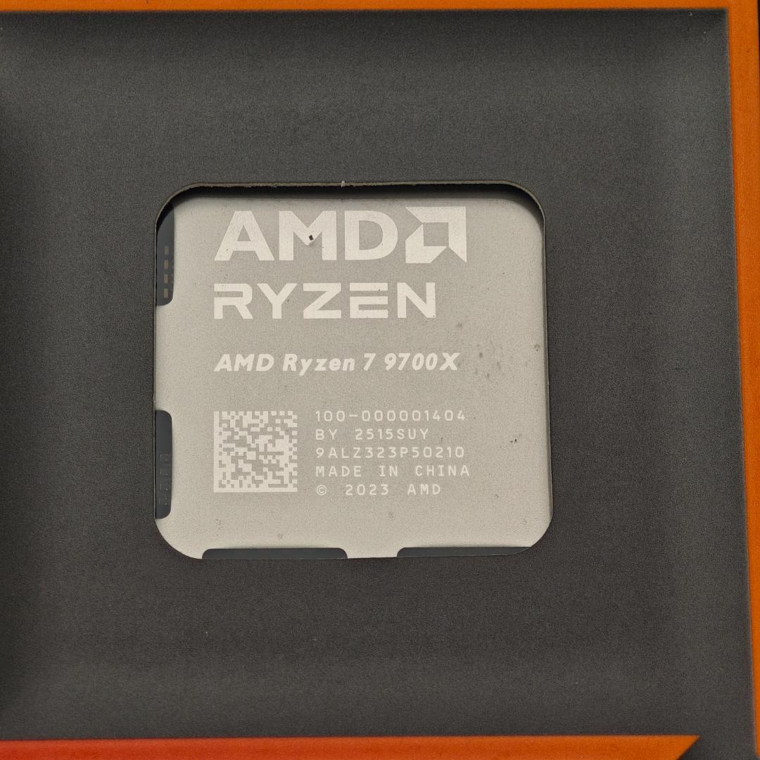 AMD Ryzen 7 9700X Socket AM5 CPU 未開封未使用品
