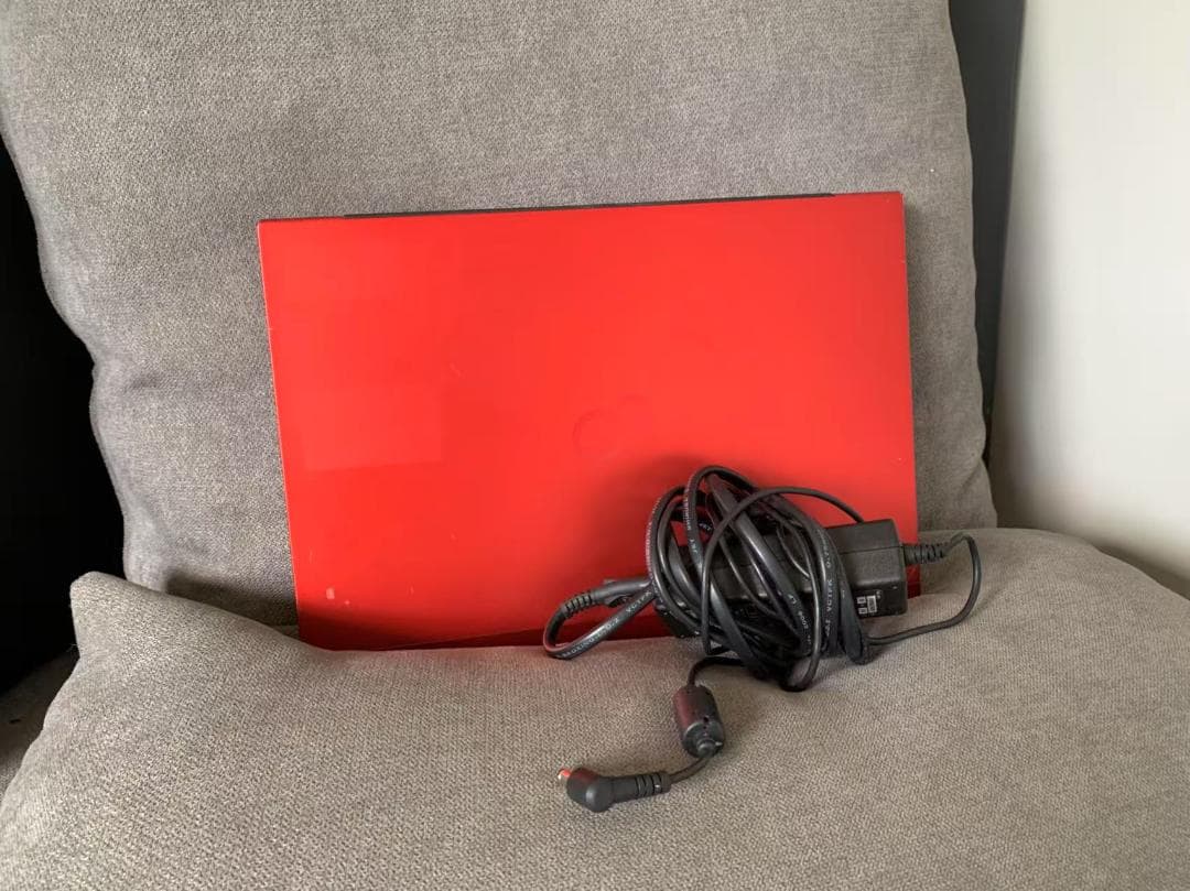 FUJITSU 第7世代 i5 Win10/8G/256GB SSD