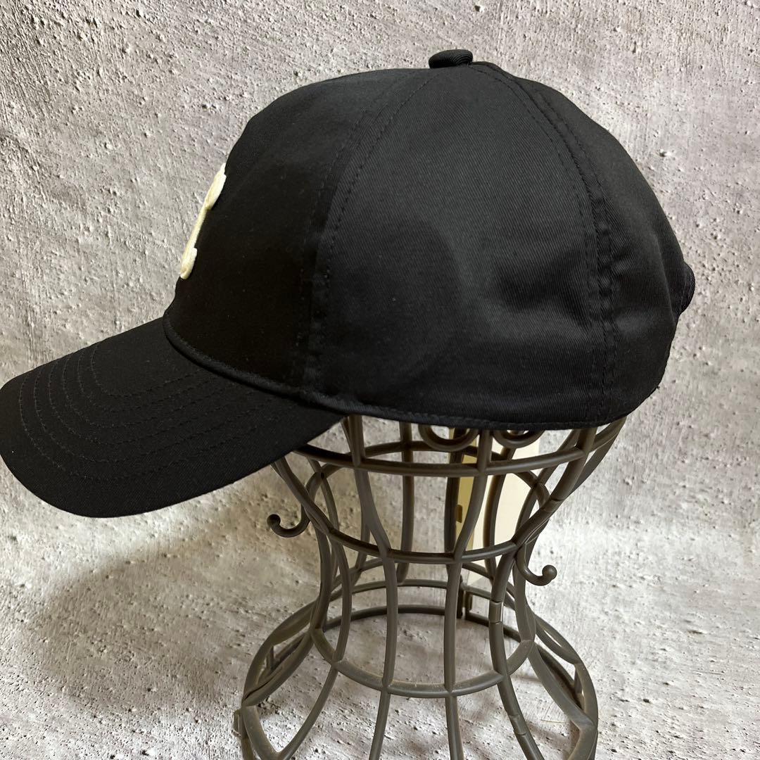 CELINE ロゴ刺繍 ブラックキャップ