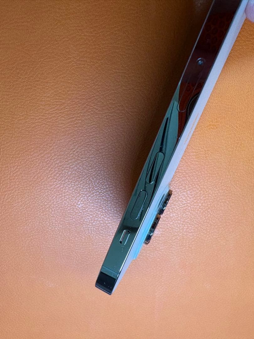 Apple iPhone 14 Pro 128GB ゴールド 本体　美品