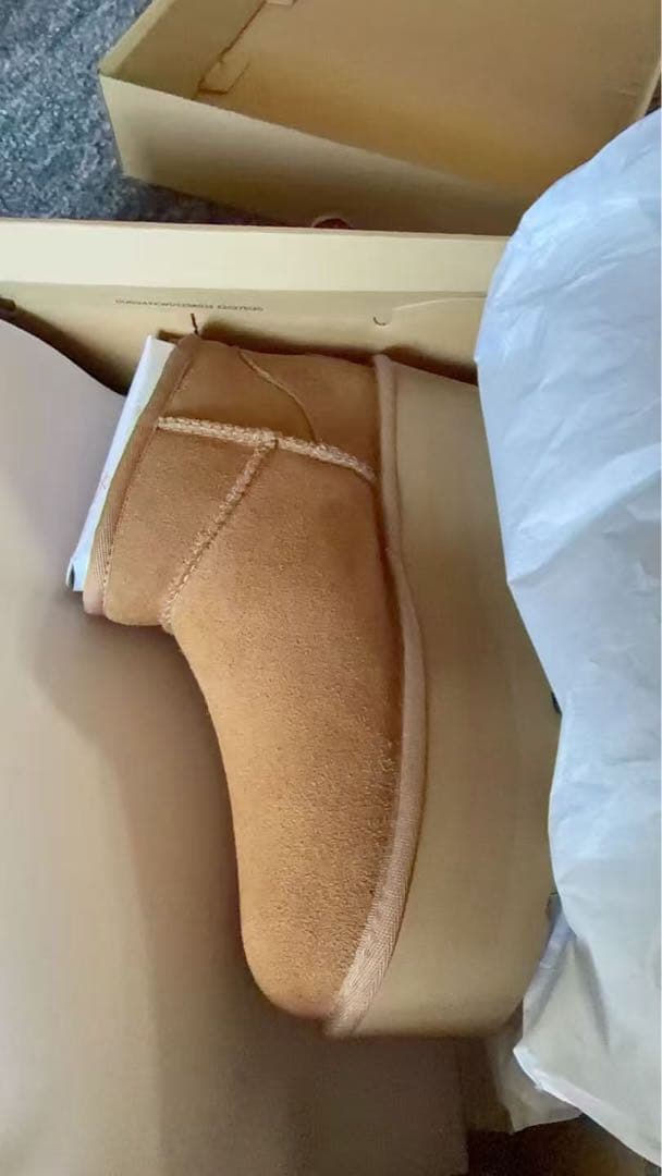 CLASSIC ULTRA MINI PLATFORM 厚底ムートンブーツ