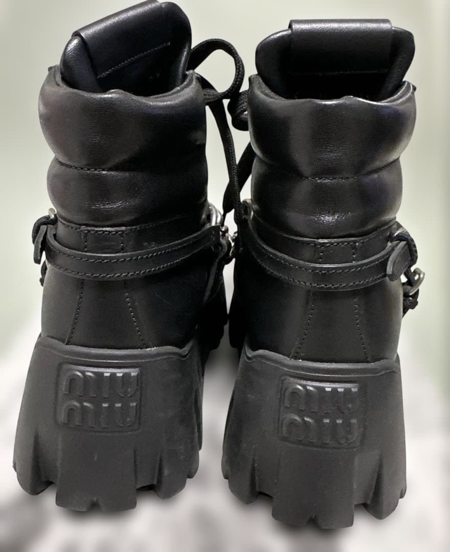 miumiuチェーン付きブーツ 34 1/2 黒 21.5 レザー 鑑定済