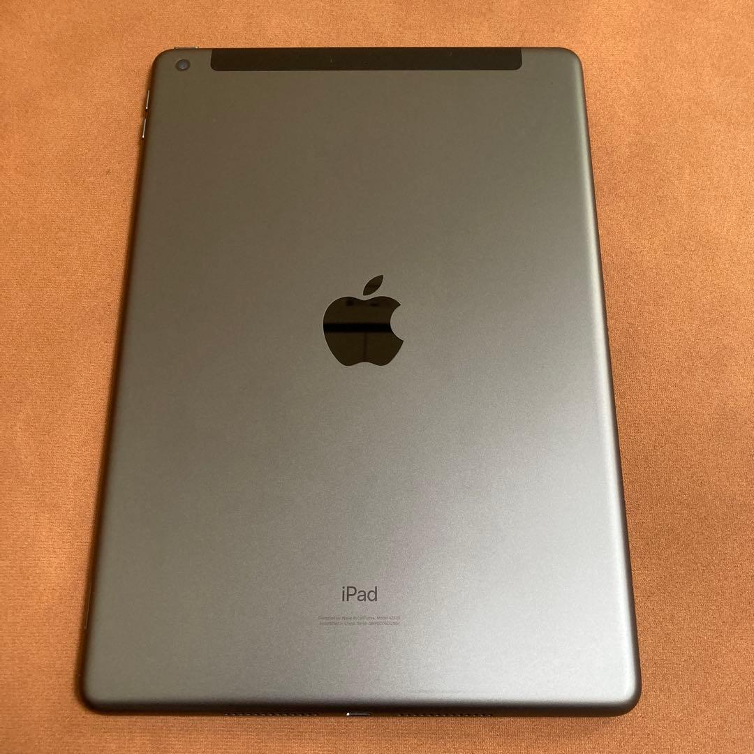 3663【早い者勝ち】電池最良好☆iPad8 第8世代 32GB SIMフリー☆