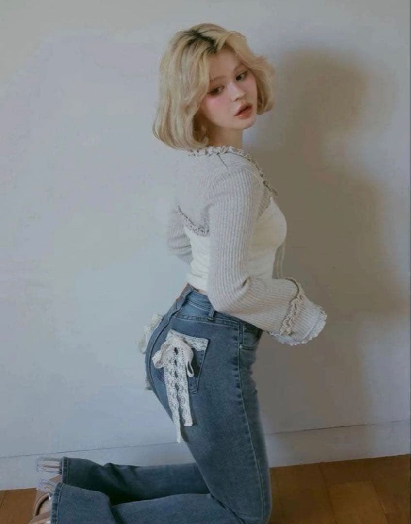 美品 ANDMARY Lacey ribbon heart hip denim