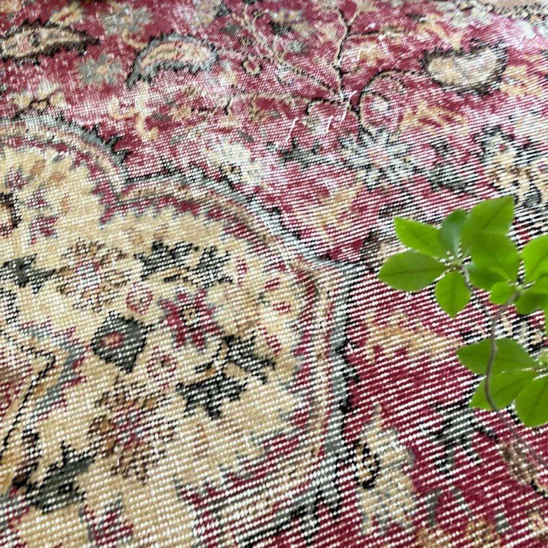 貴重110×124シャビーレッドピンク　ベージュ　正方形　トルコヴィンテージラグ