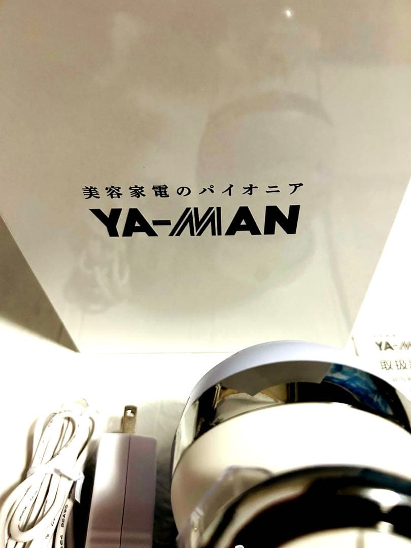 【新品未使用】ヤーマン RFボーテ キャビスパRFコア ホワイト 家庭用 美容器