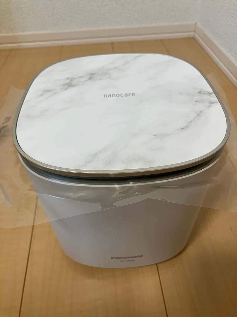 新品未使用　Panasonic スチーマー ナノケアEH-SA0B-N GOLD