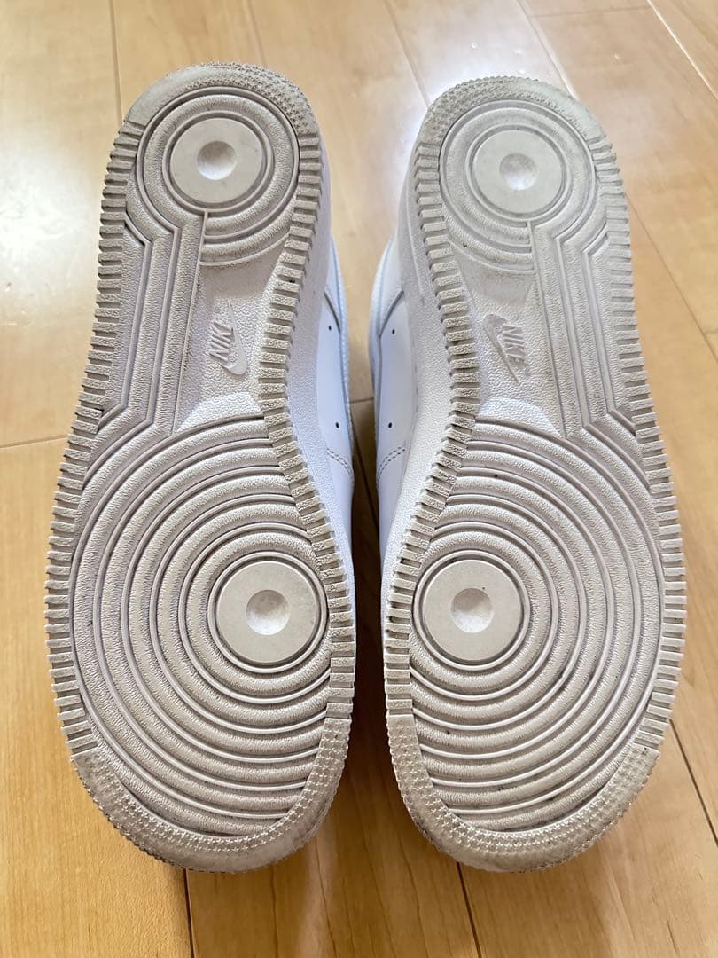 美品★ ナイキ エア フォース 1 07 NIKE AIR FORCE 1 07