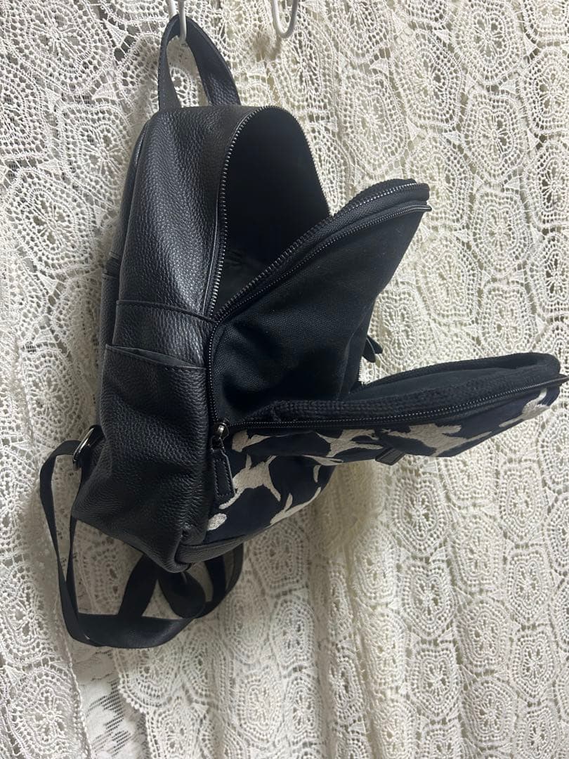 51112Bミナペルホネンハーフハンドメイド 本革リュックrun run run