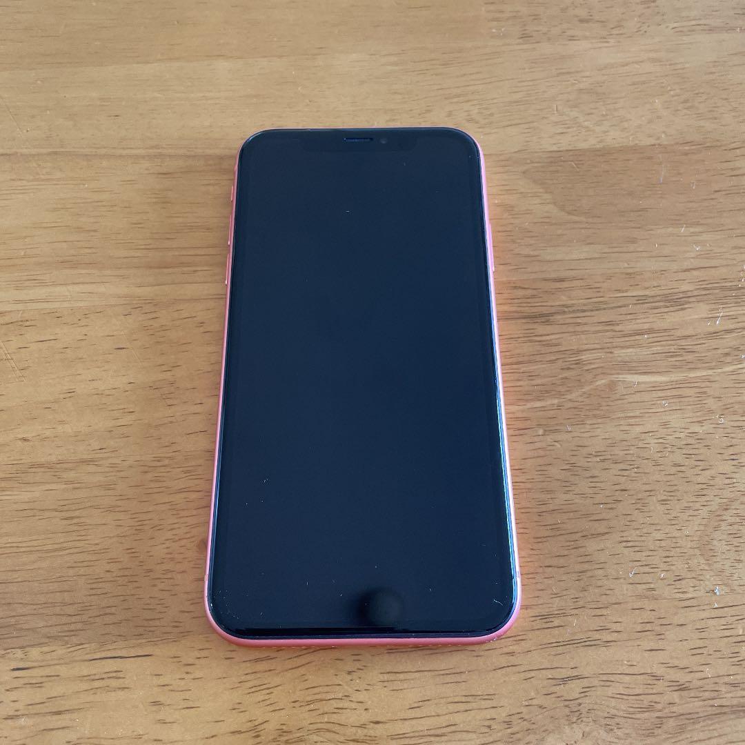 iPhone XR コーラル 128 GB SIMフリー