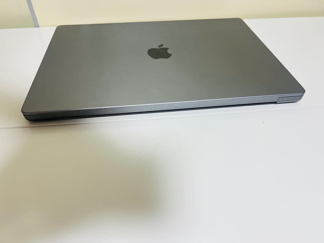 Macbook M1 Pro 2021 16インチ 16GB 512GB