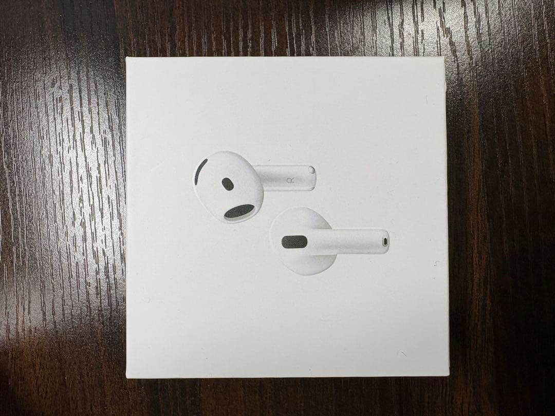 イヤホン AirPods4