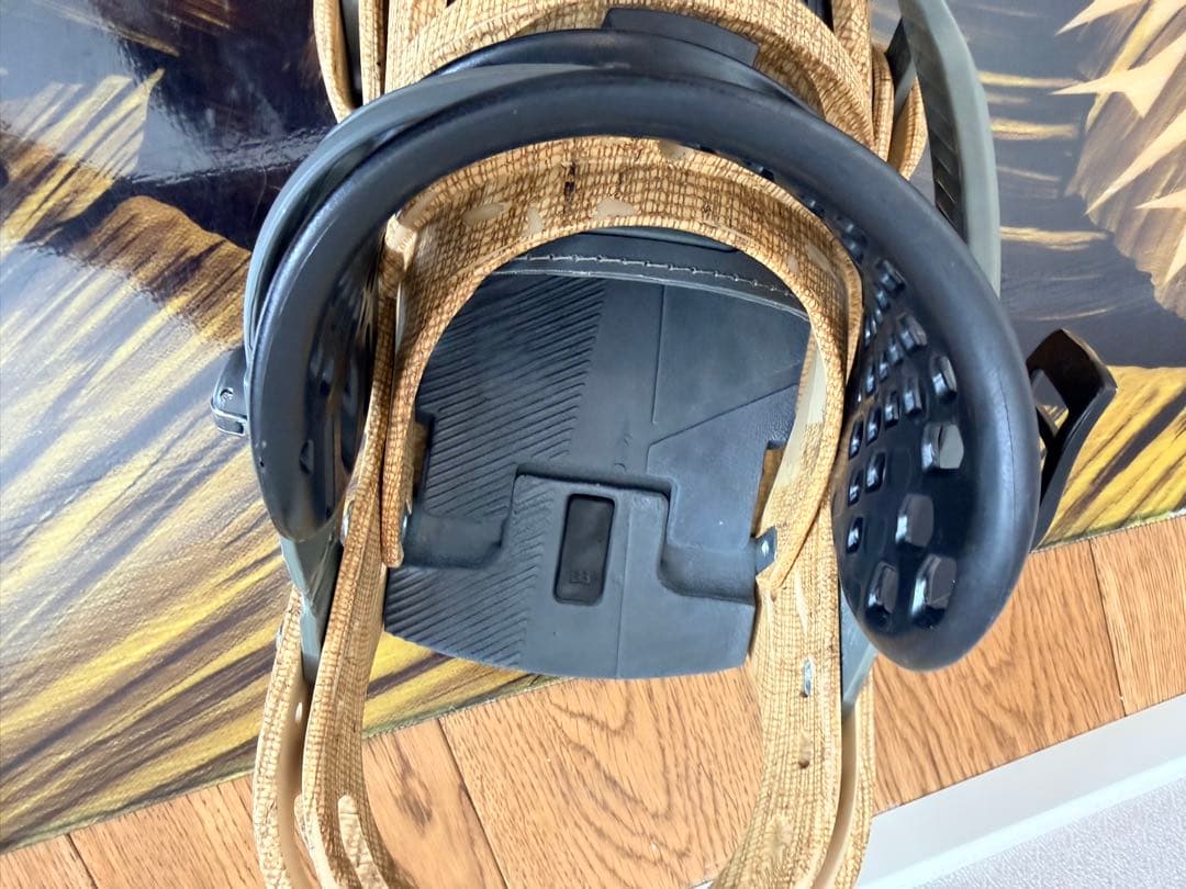 スノーボード JONES Explorer 156 + Burton Malavita