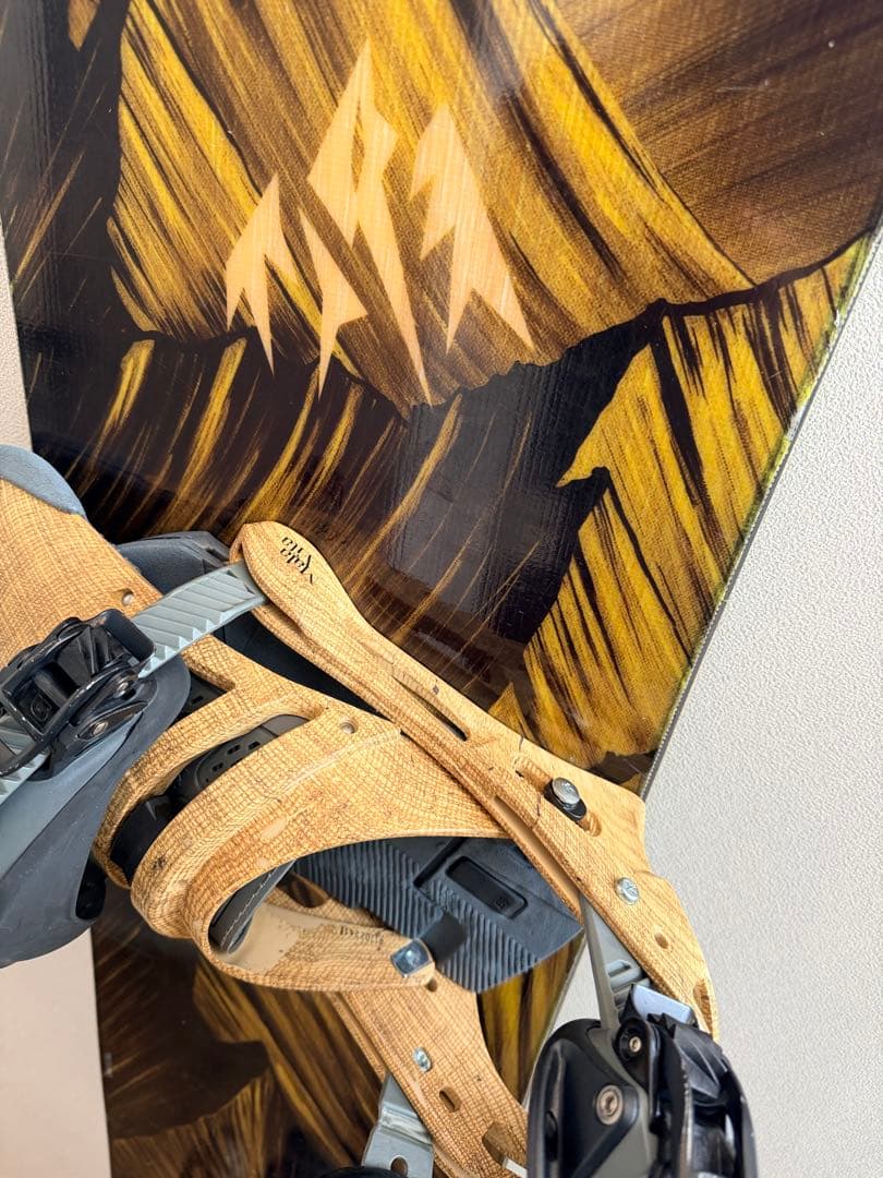 スノーボード JONES Explorer 156 + Burton Malavita