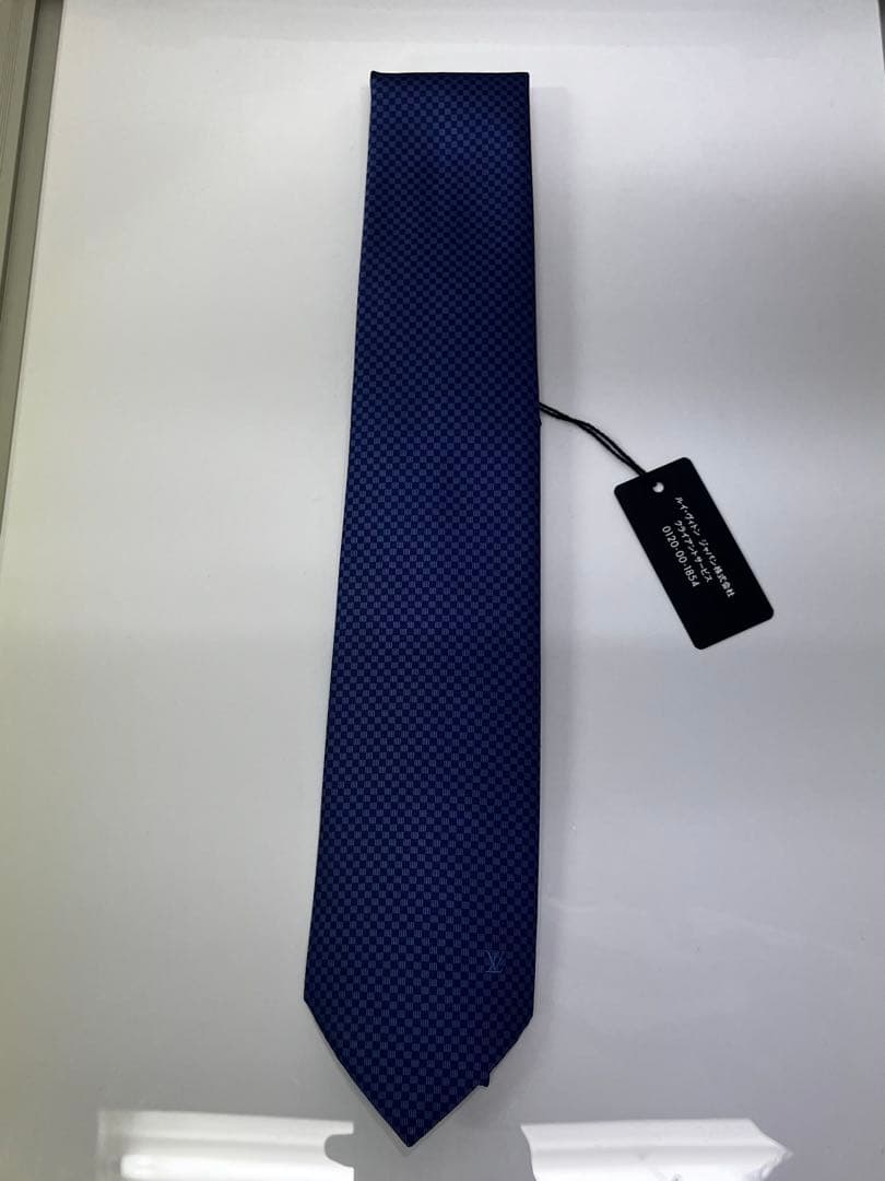 ⭐︎iwa⭐︎　LOUIS VUITTON ネクタイマイクロダミエ