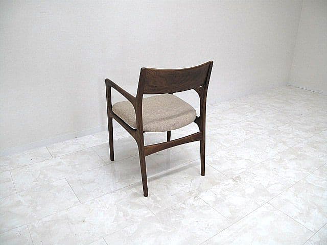 展示品　リグナ ソアーアームチェア　ウォールナット　ダイニングチェア　約5.2万