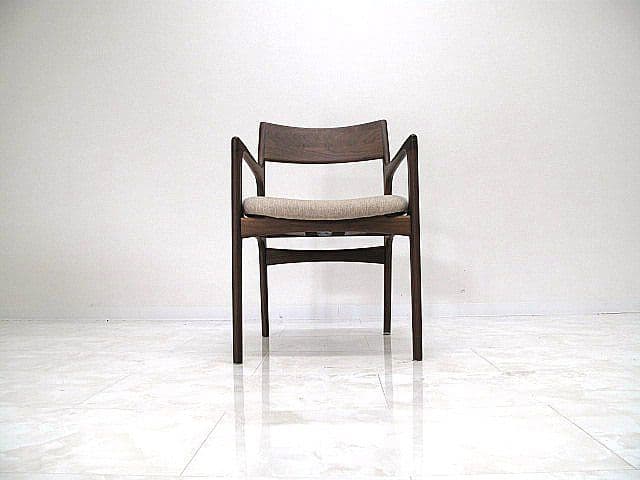 展示品　リグナ ソアーアームチェア　ウォールナット　ダイニングチェア　約5.2万