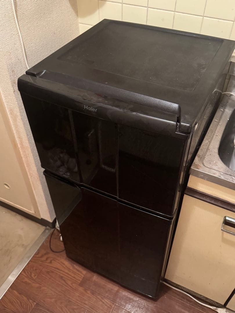 2ドア冷蔵庫（黒）Haier ハイアール JR-N100C 98L一人暮らし